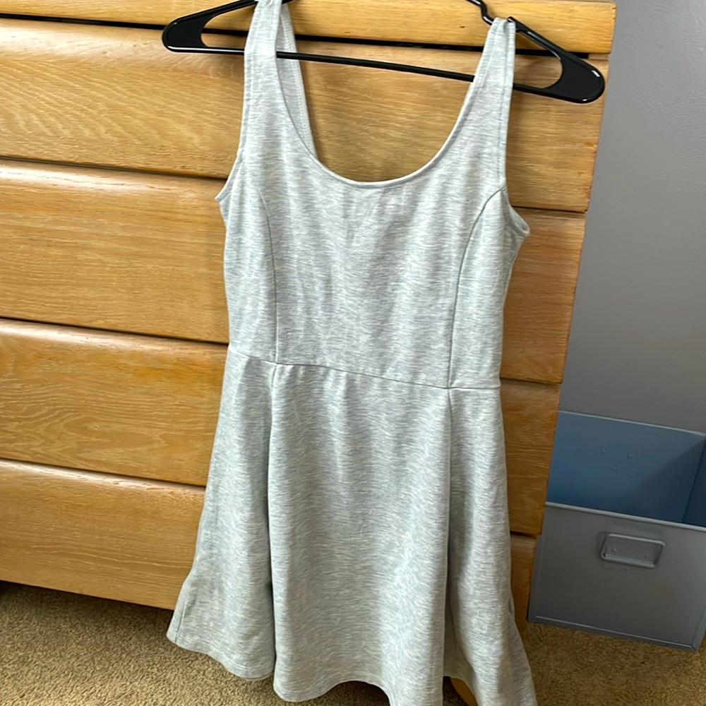 H&M dress Divided brand gray sleeveless knit size 6 or euro size 38